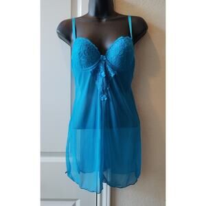 Escante Collection blue baby doll camisole lace details size Small
